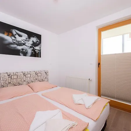 Apartment Arnika Kranjska Gora Buitenkant foto